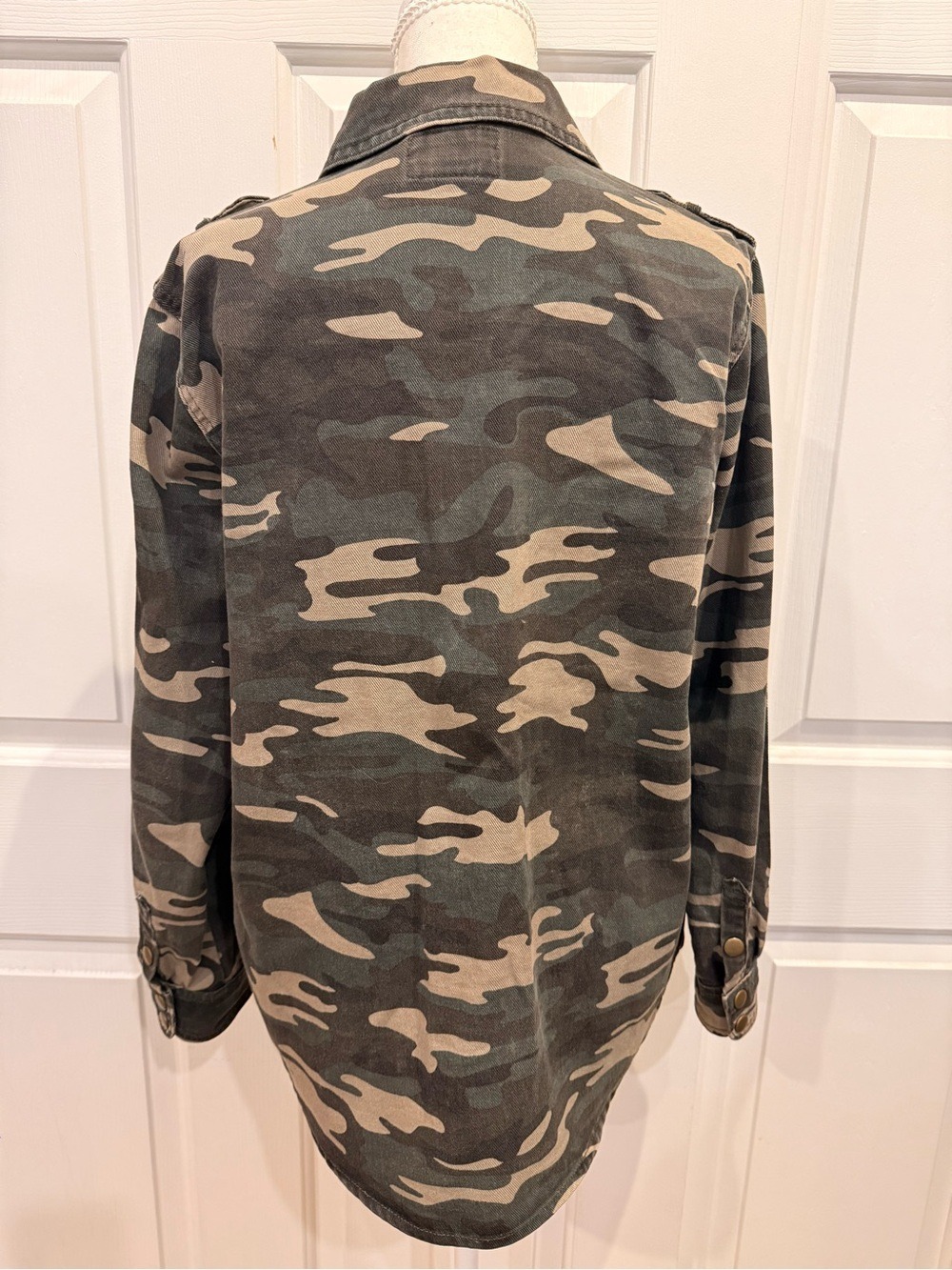 Forever 21 Camo Utility Shirt Jacket Military Shacket Medium - Picture 7 of 8